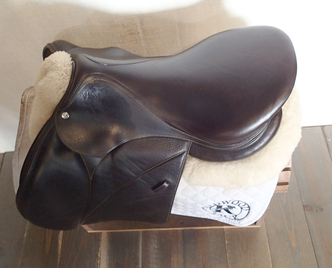 17.5" Voltaire Blue Infinite Saddle - Full Buffalo - 2021 - 4A Flaps - 4.75" dot to dot - Pro Panels