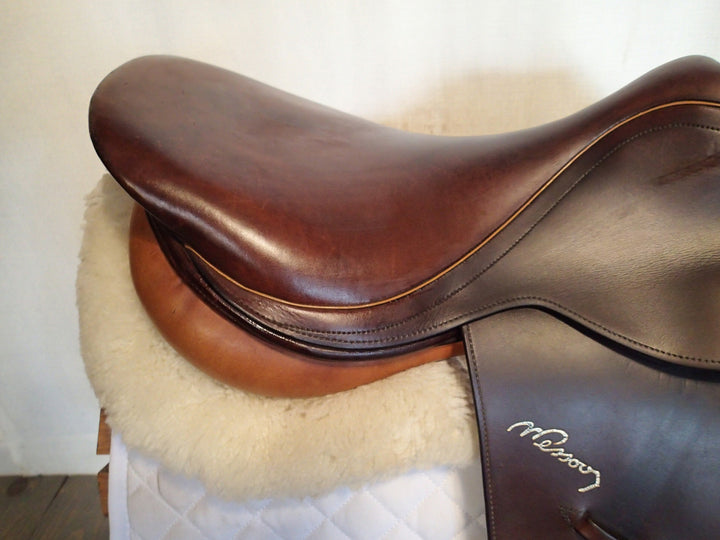 17" Nelson Pessoa Saddle