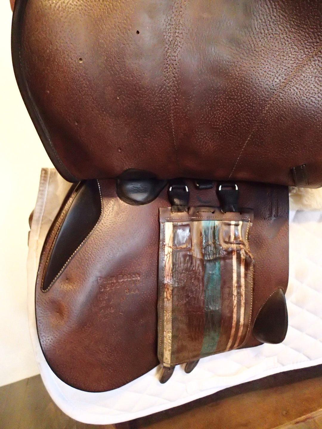 18" Voltaire Palm Beach Saddle - Full Buffalo - 2019 - 3AA Flaps - 4.75" dot to dot - Pro Panels