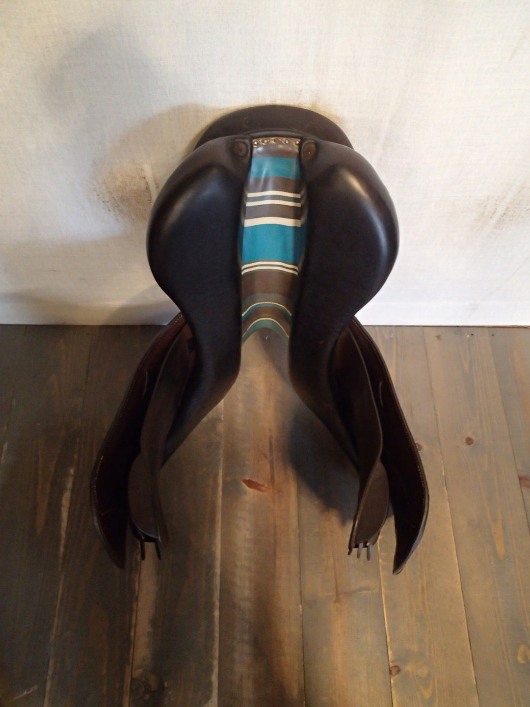 18" Voltaire Palm Beach Saddle - Full Buffalo - 2019 - 3AA Flaps - 4.75" dot to dot - Pro Panels