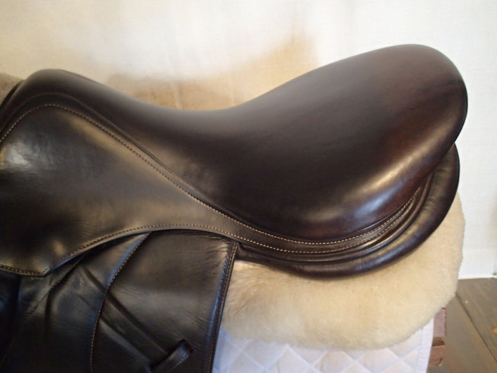 18" Voltaire Palm Beach Saddle - Full Buffalo - 2019 - 3AA Flaps - 4.75" dot to dot - Pro Panels