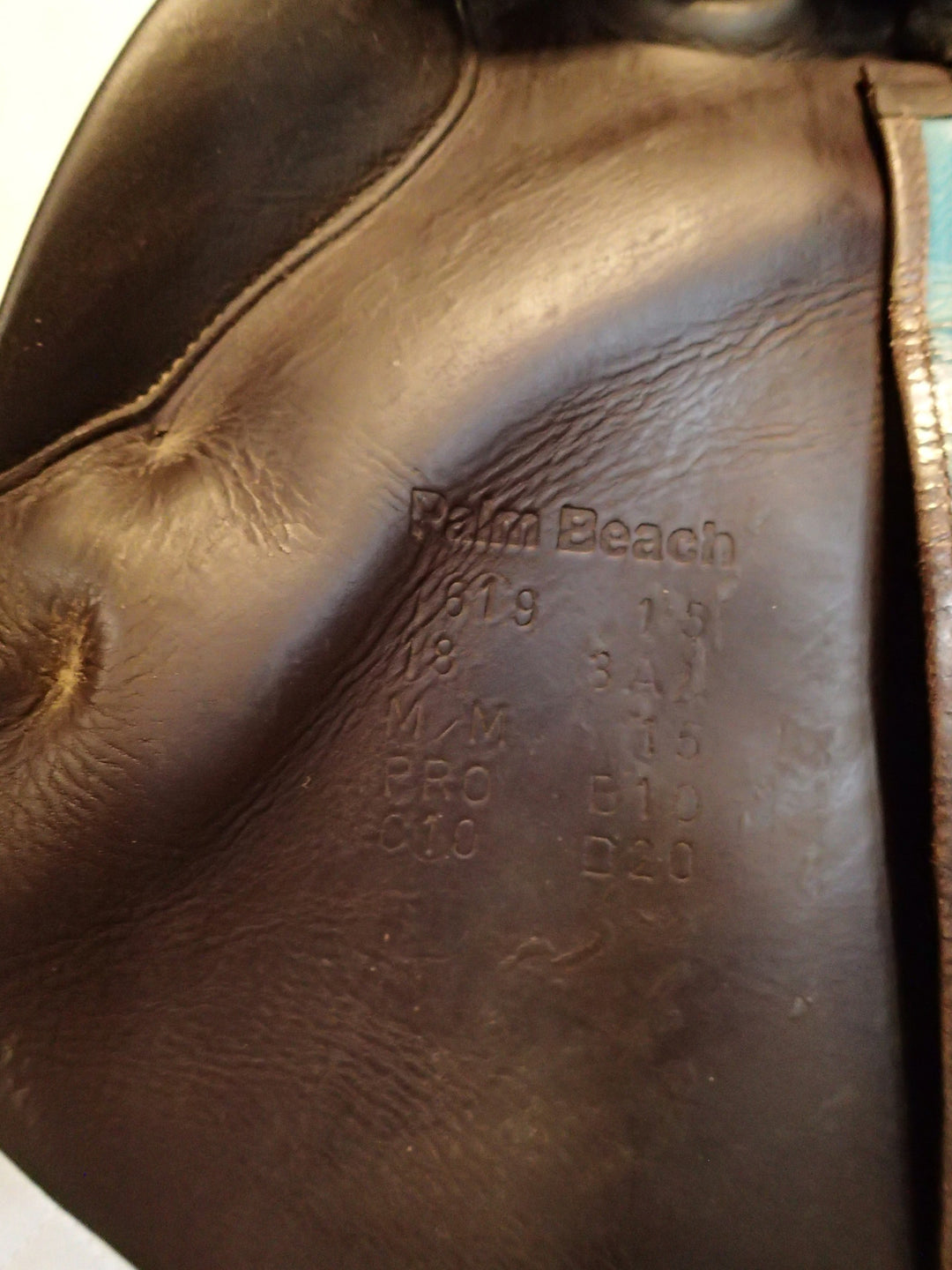 18" Voltaire Palm Beach Saddle - Full Buffalo - 2015 - 3AA Flaps - 4.75" dot to dot - Pro Panels