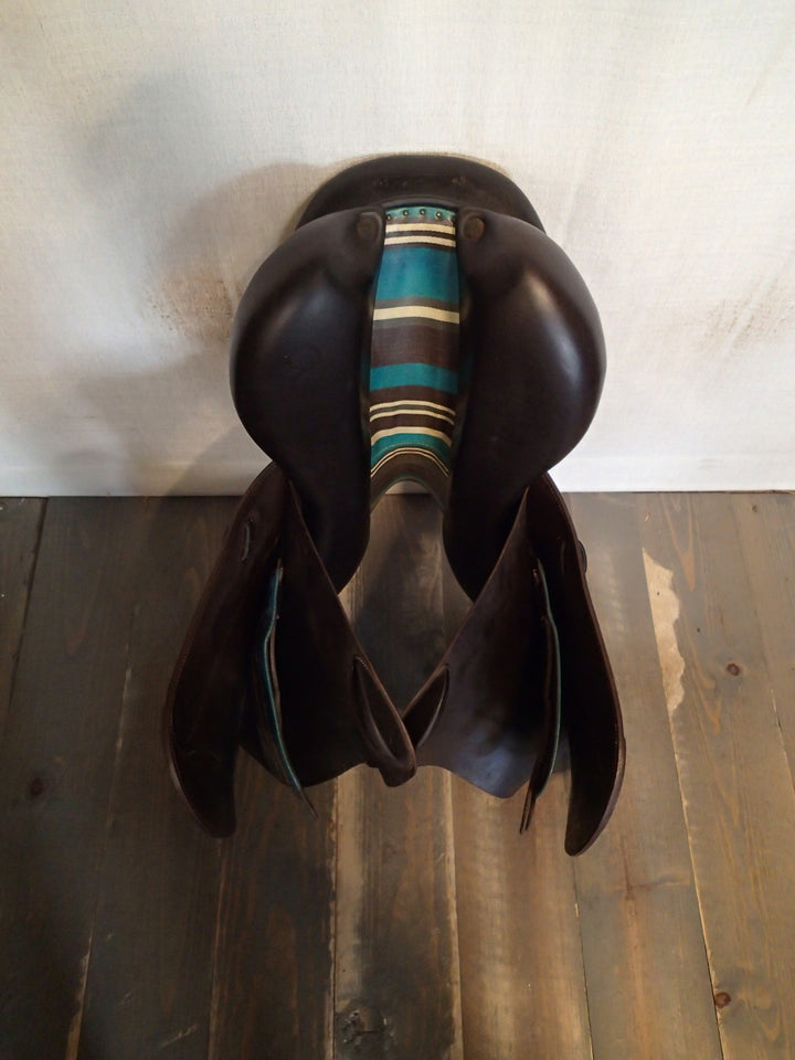 18" Voltaire Palm Beach Saddle - Full Buffalo - 2015 - 3AA Flaps - 4.75" dot to dot - Pro Panels