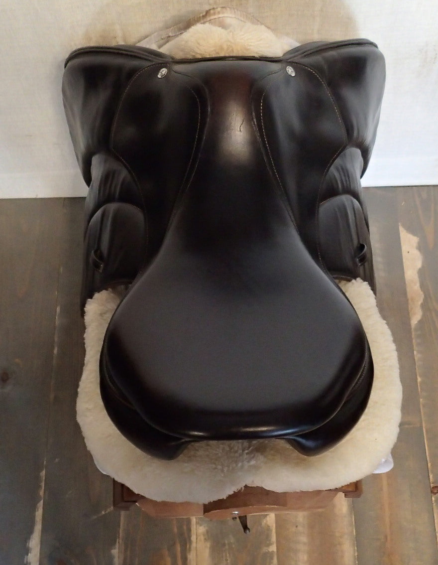 18" Voltaire Palm Beach Saddle - Full Buffalo - 2015 - 3AA Flaps - 4.75" dot to dot - Pro Panels