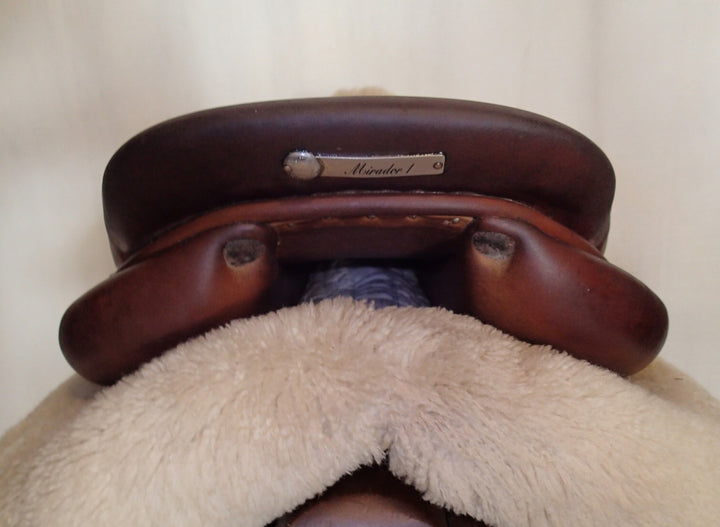 17.5" Butet Premium Saddle - Full Calfskin - 2019 - P Seat - 2.5 Flaps - 4" dot to dot (214)