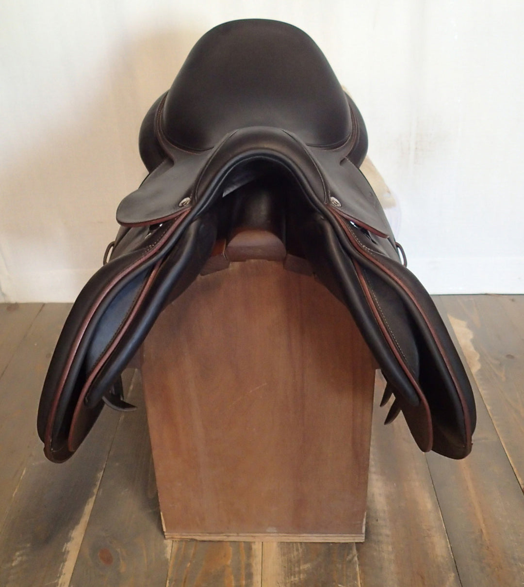 16.5" Devoucoux Biarritz O Saddle - Full Buffalo - 2019 - 1A Flaps - D3D - 4.75" dot to dot