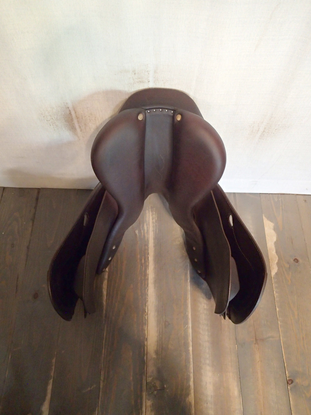 17" Antares Connexion Saddle - Full Buffalo - 2017 - 3N Flaps - 5" dot to dot