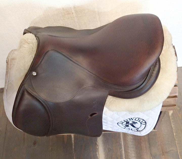 17" Antares Connexion Saddle - Full Buffalo - 2017 - 3N Flaps - 5" dot to dot