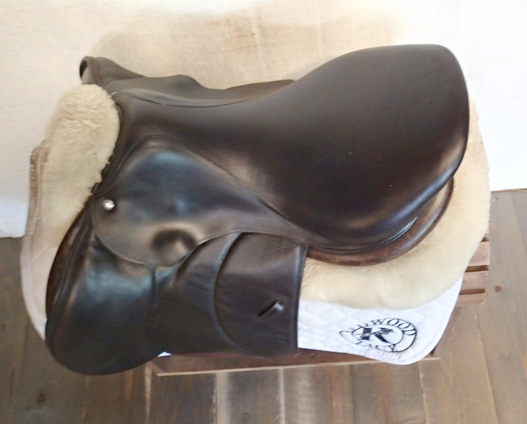 17" Voltaire Palm Beach Saddle - Full Buffalo - 2021 - 2A Flaps - 4.75" dot to dot - Pro Panels