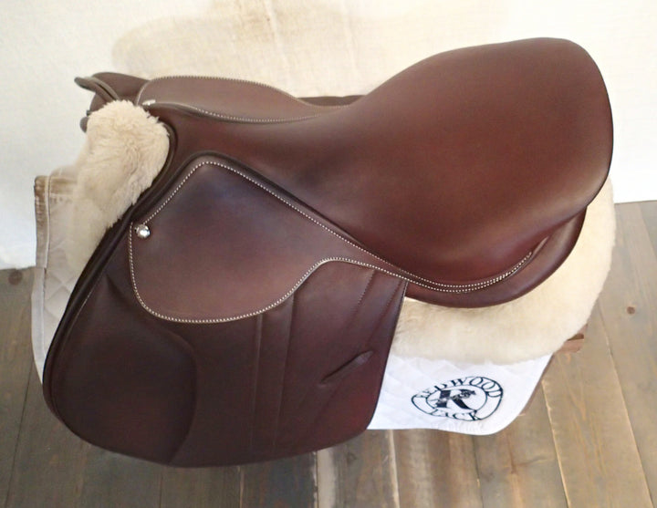 17" Butet Premium Saddle - Full Calfskin - 2015 - P - 2.25 Flaps - 4" dot to dot