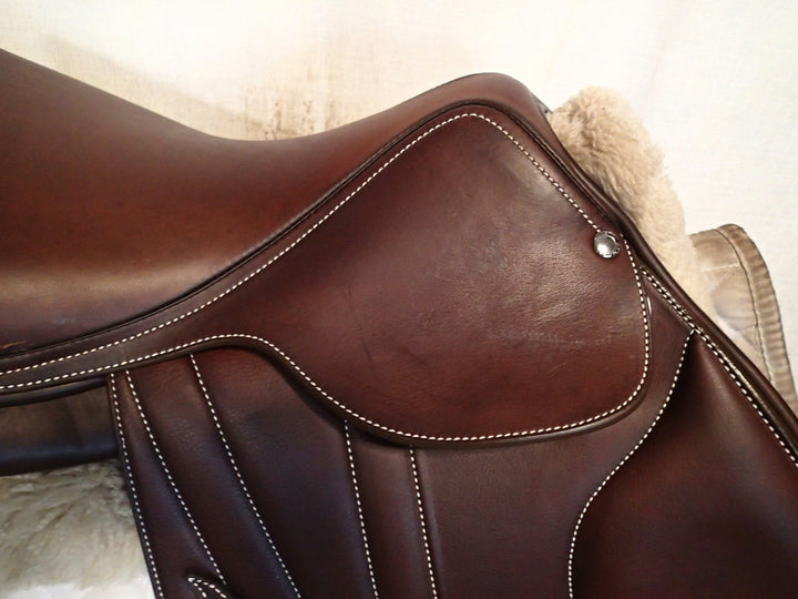 16.5" Butet Premium Saddle - Full Calfskin - 2015 - M Seat - 1.75L Flaps - 4.25" dot to dot (232)