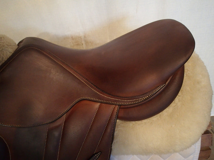 15" Butet Premium Saddle - Full Calfskin - 2021 - P Seat - 0.5 Flaps - 4.5" dot to dot