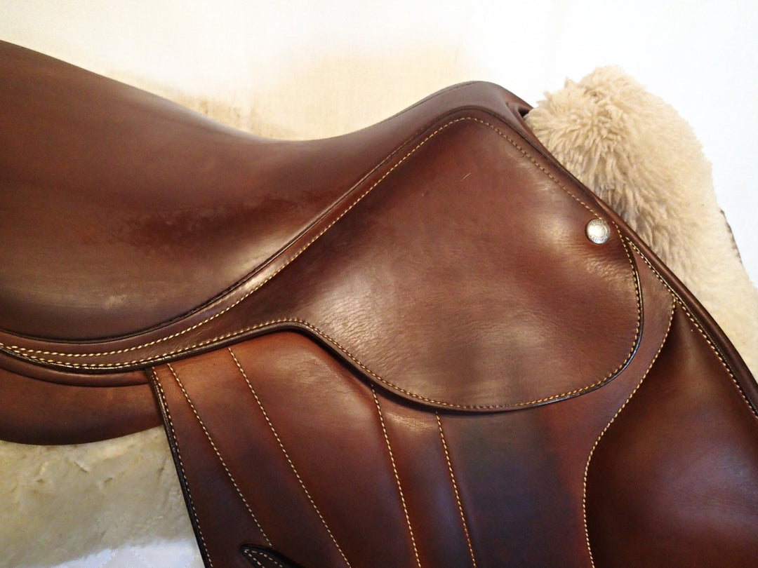 15" Butet Premium Saddle - Full Calfskin - 2021 - P Seat - 0.5 Flaps - 4.5" dot to dot