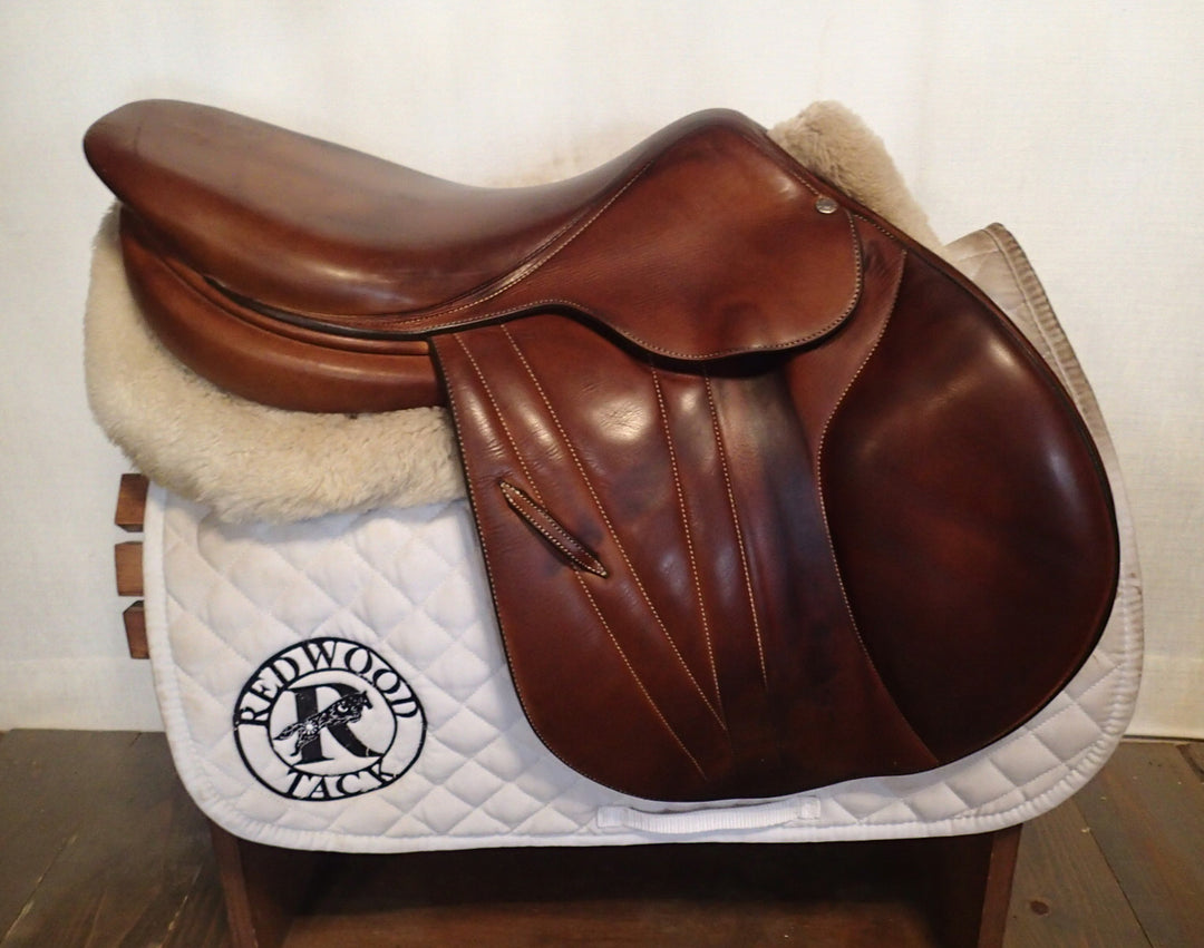 17.5" Butet Premium Saddle - Full Calfskin - 2015 - P Seat - 2.5 Flaps - 4.25" dot to dot (237)