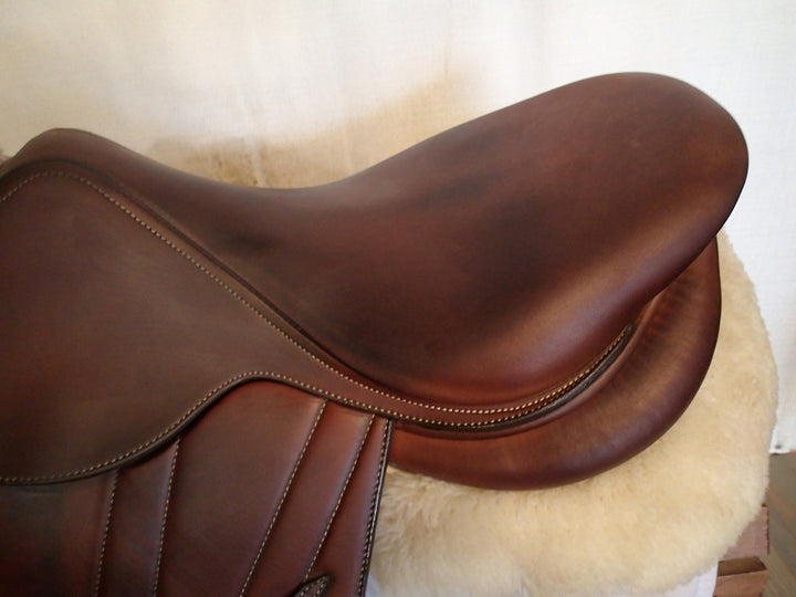 17" Butet Premium Saddle - Full Calfskin - 2022 - L Seat - 2.25 Flaps - 4.25" dot to dot