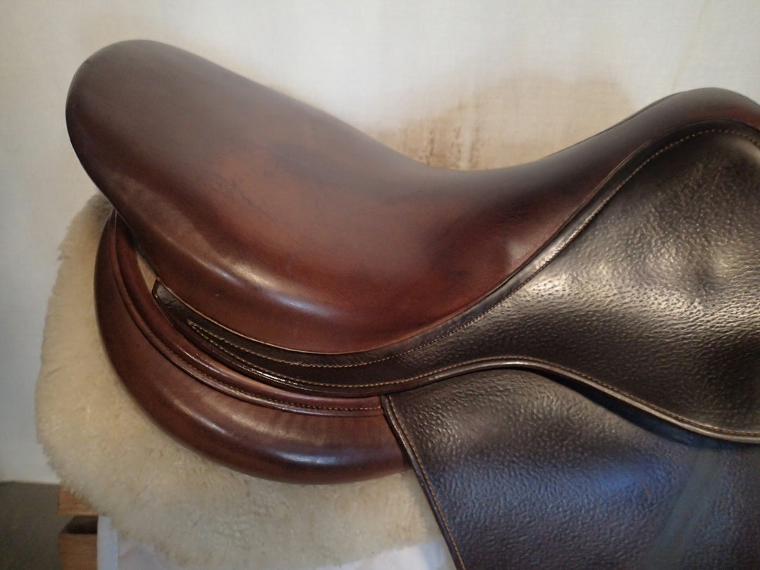 17.5" Bruno Delgrange Virtuose Saddle - 2019 (256)