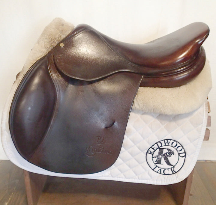 17.5" PJ Bruno Delgrange Saddle - 2002 - 4.5" dot to dot (258)