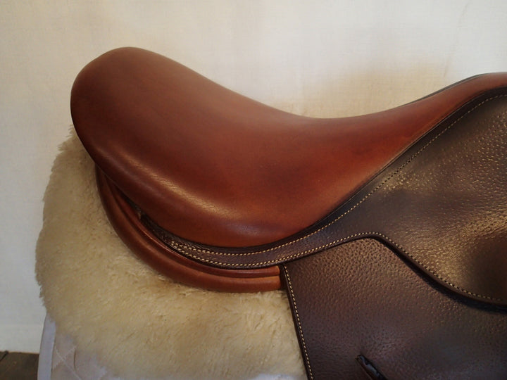 16" Butet Saddle - 2008 - L Seat - 2C Flaps - 4.25" dot to dot