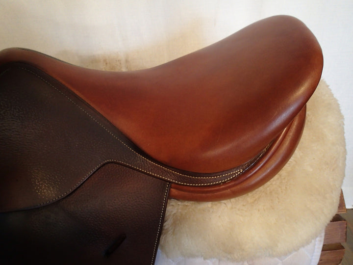 16" Butet Saddle - 2008 - L Seat - 2C Flaps - 4.25" dot to dot