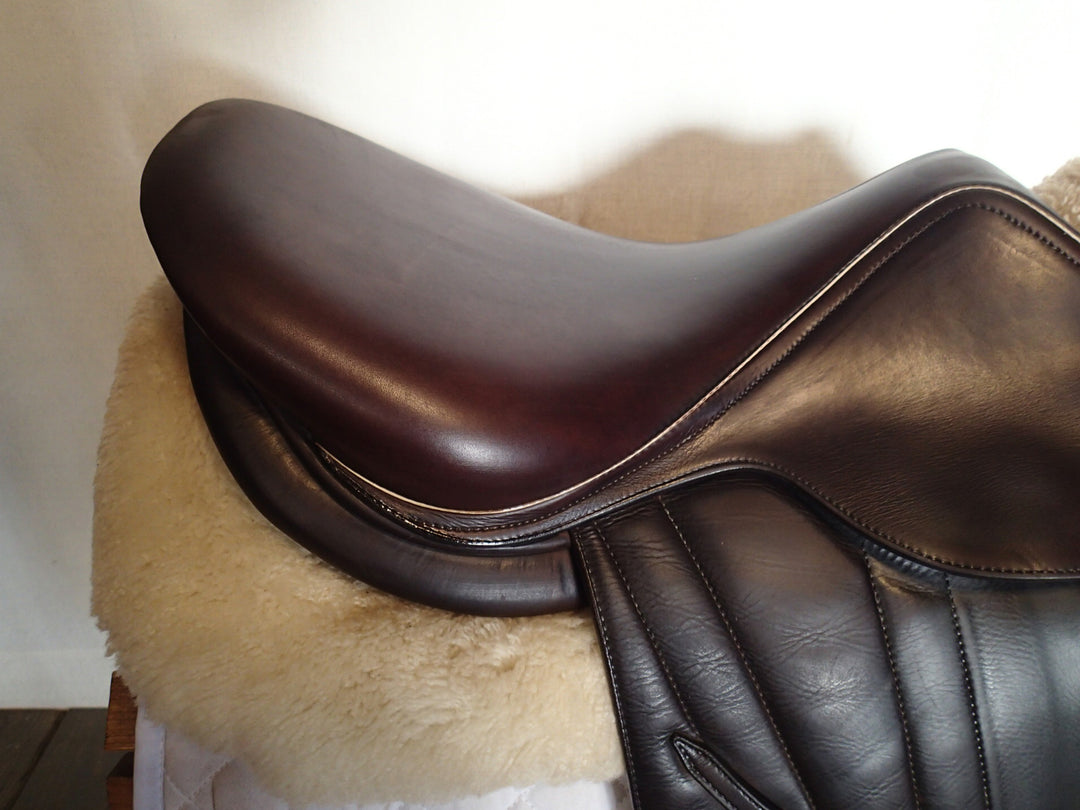 16" Butet Premium Saddle - Full Calfskin - 2021 - L Seat - 2 Flaps - Wool Flocked - 4.75" dot to dot