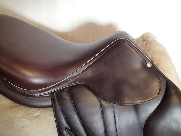 16" Butet Premium Saddle - Full Calfskin - 2021 - L Seat - 2 Flaps - Wool Flocked - 4.75" dot to dot