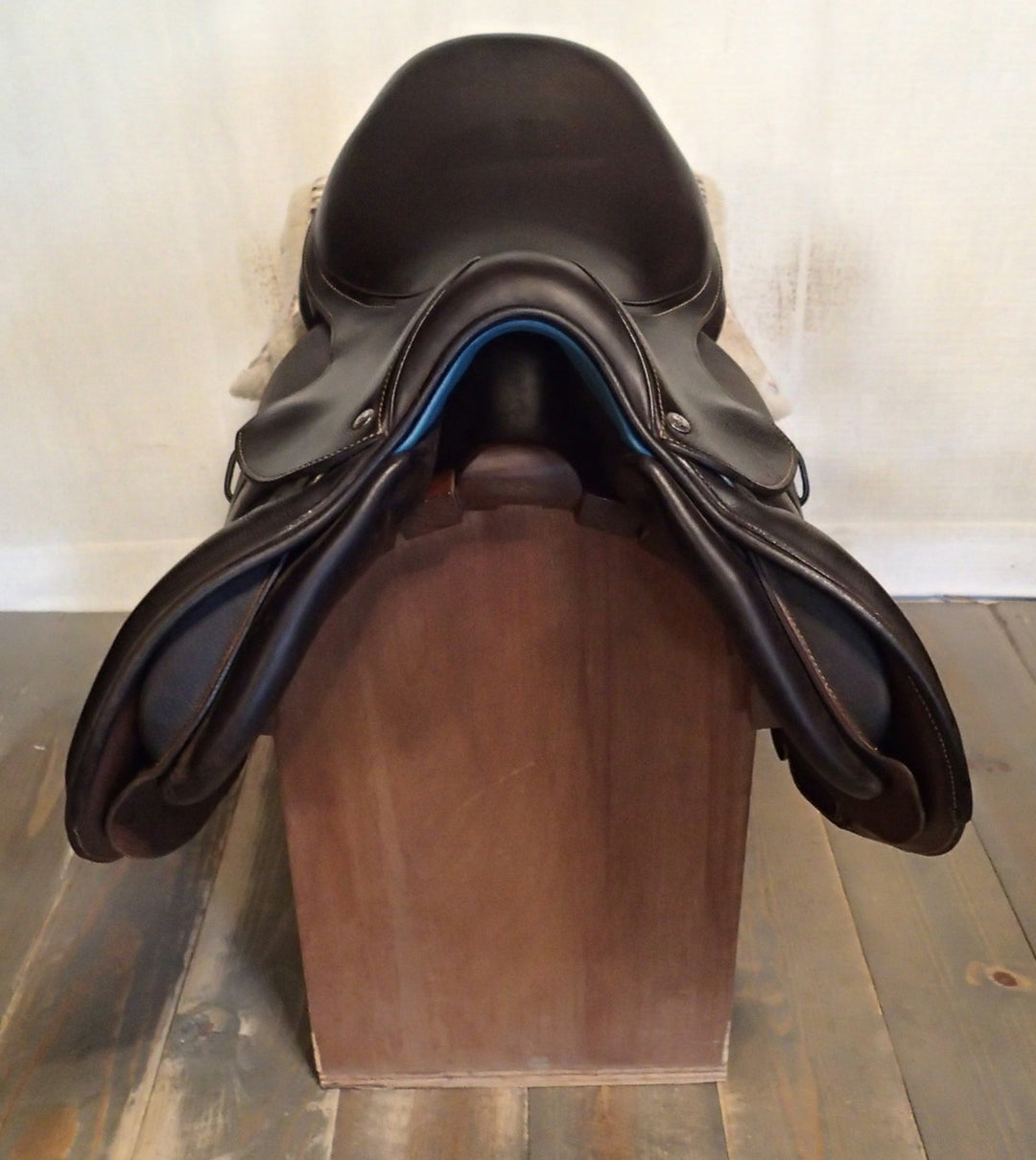 16.5" Voltaire Palm Beach Saddle - Full Buffalo - 2021 - 00A Flaps - 5" dot to dot - FIN Panels (265)