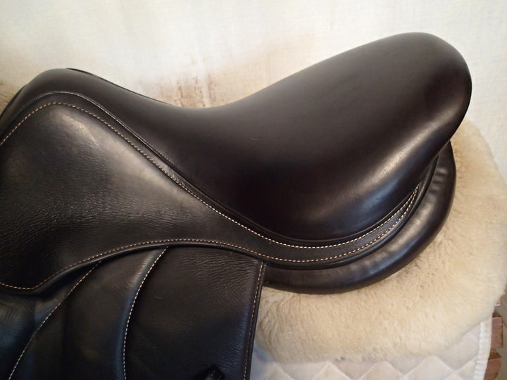 16.5" Voltaire Palm Beach Saddle - Full Buffalo - 2021 - 00A Flaps - 5" dot to dot - FIN Panels (265)