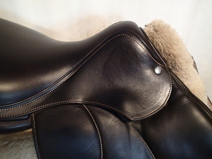 16.5" Voltaire Palm Beach Saddle - Full Buffalo - 2021 - 00A Flaps - 5" dot to dot - FIN Panels (265)