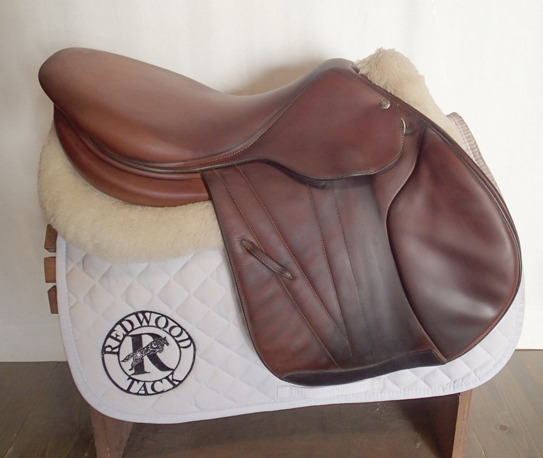 17.5" Butet Premium Saddle - Full Calfskin - 2016 - P Seat - 2.5 Flaps - 4" dot to dot