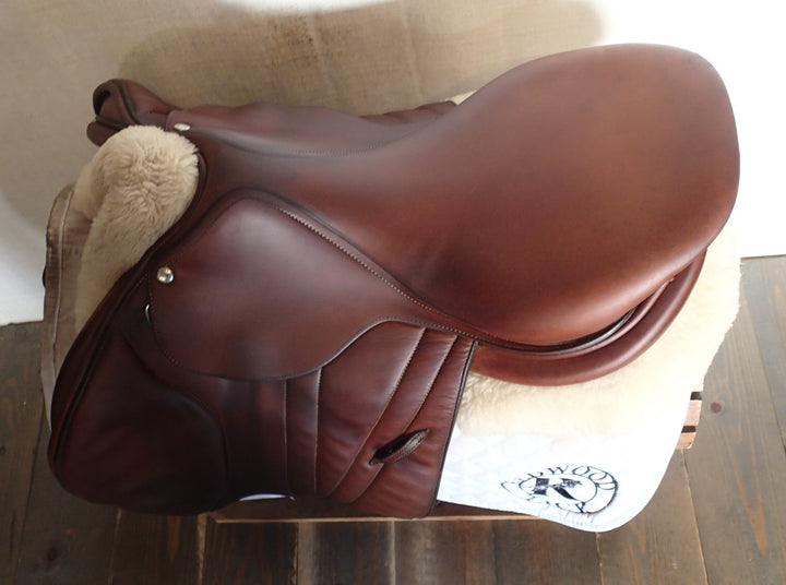 17.5" Butet Premium Saddle - Full Calfskin - 2016 - P Seat - 2.5 Flaps - 4" dot to dot