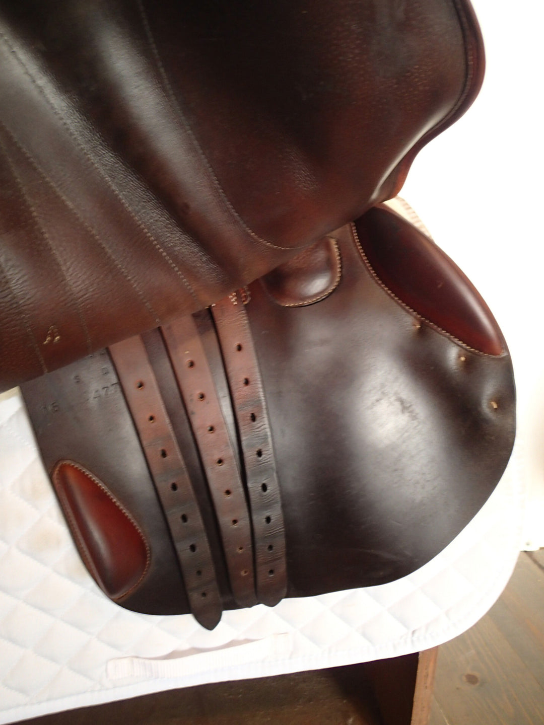 17.5" Butet Premium Saddle - Full Calfskin - 2016 - P Seat - 2.5 Flaps - 4" dot to dot