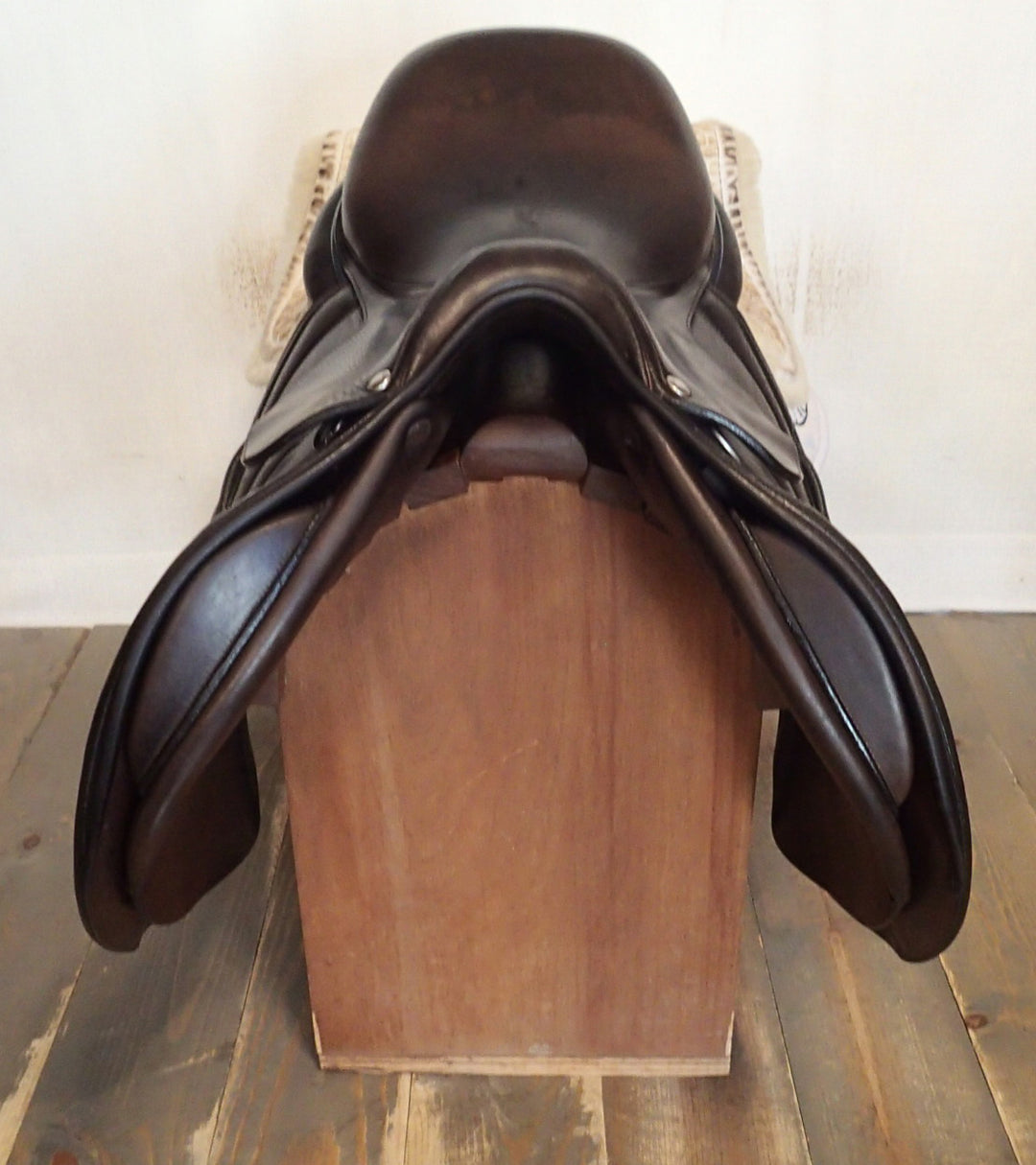16" Butet Premium Saddle - Full Calfskin - 2019 - P Seat - 2 Flaps - 4.25" dot to dot (277)
