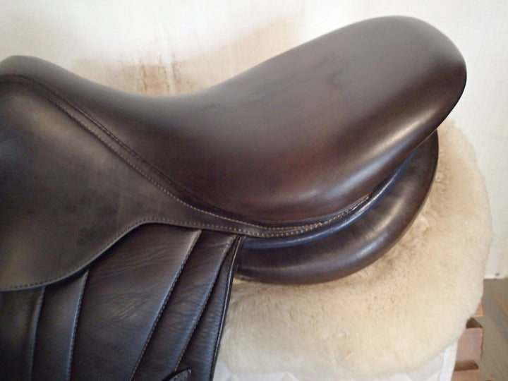 16" Butet Premium Saddle - Full Calfskin - 2019 - P Seat - 2 Flaps - 4.25" dot to dot (277)