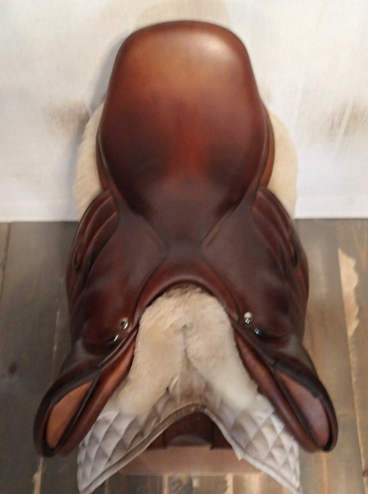 17.5" Butet Premium Saddle - Full Calfskin - 2012 - C Seat - 2.5 Flaps - 4.75" dot to dot (280)