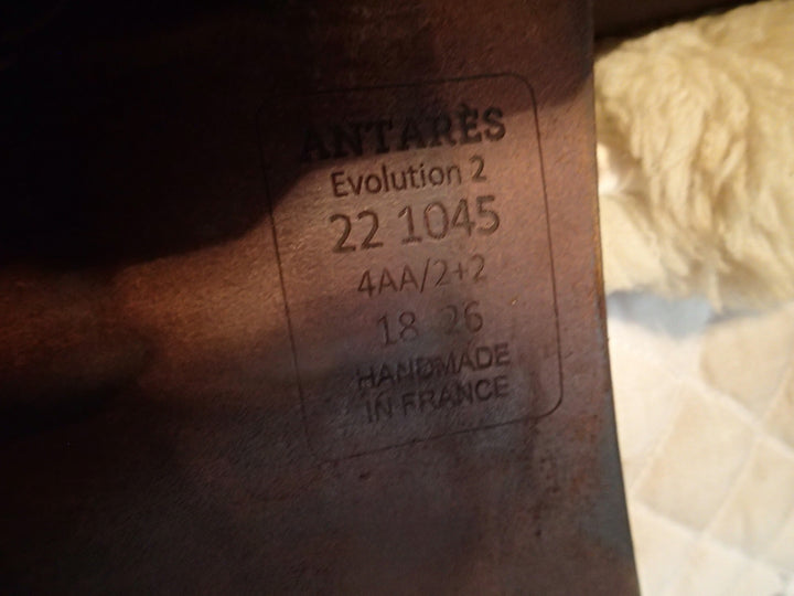 18" Antares Evolution Saddle - 2022 - 4AA Flaps - 4.5" dot to dot (281)