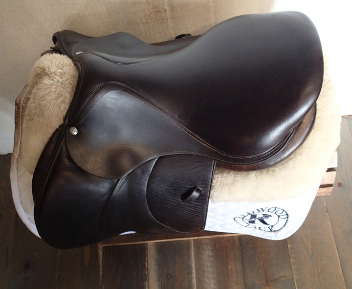 16.5" Voltaire Palm Beach Saddle - Full Buffalo - 2013 - 1A Flaps - 4.75" dot to dot - FIN Panels