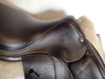 16" Butet Saddle - 2010 - P Seat - 1.5 Flaps - 4.5" dot to dot