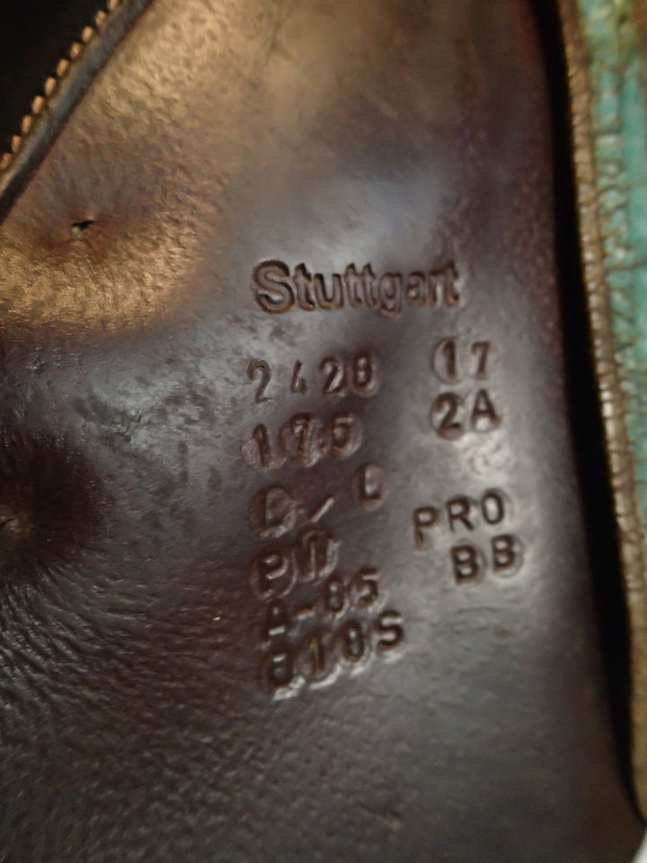 17.5" Voltaire Stuttgart Saddle - 2017 - 2A Flaps - 4.5" dot to dot (291)