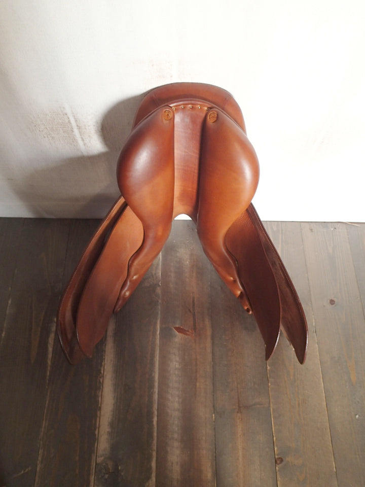 16" Butet Saddle - 2003 - L Seat - 2 Flaps - 4" dot to dot