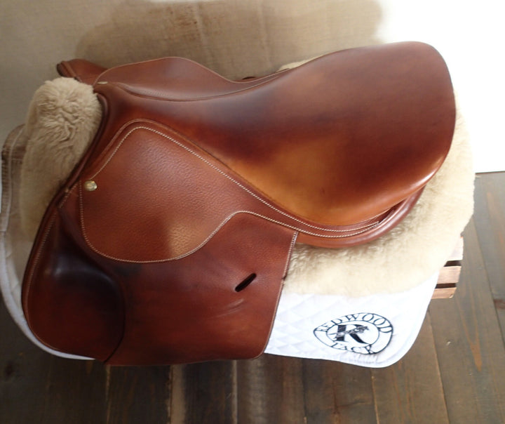 16" Butet Saddle - 2003 - L Seat - 2 Flaps - 4" dot to dot