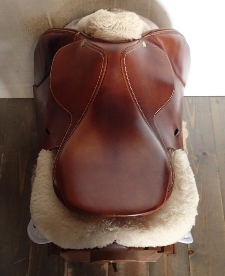 16" Butet Saddle - 2003 - L Seat - 2 Flaps - 4" dot to dot