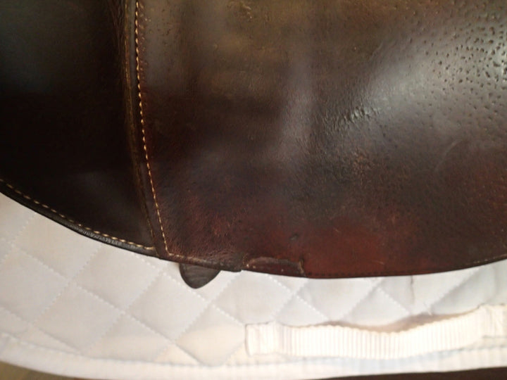 17" Voltaire Palm Beach Saddle - 2019 - 2A Flaps - 4.75" dot to dot - Pro Panels (293)