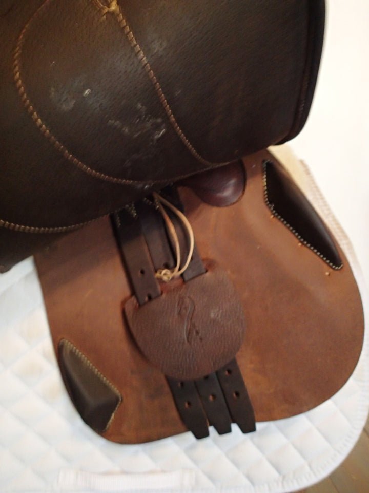 17" Antares Contact Saddle - Full Buffalo - 2021 - 2NB Flaps - 4.75" dot to dot