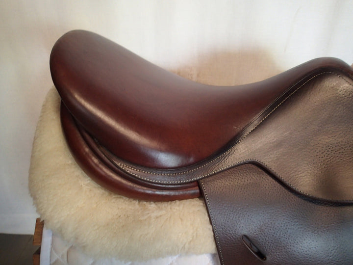 16" Butet Saddle - 2008 - L Seat - 1.5 Flaps - 4.25" dot to dot