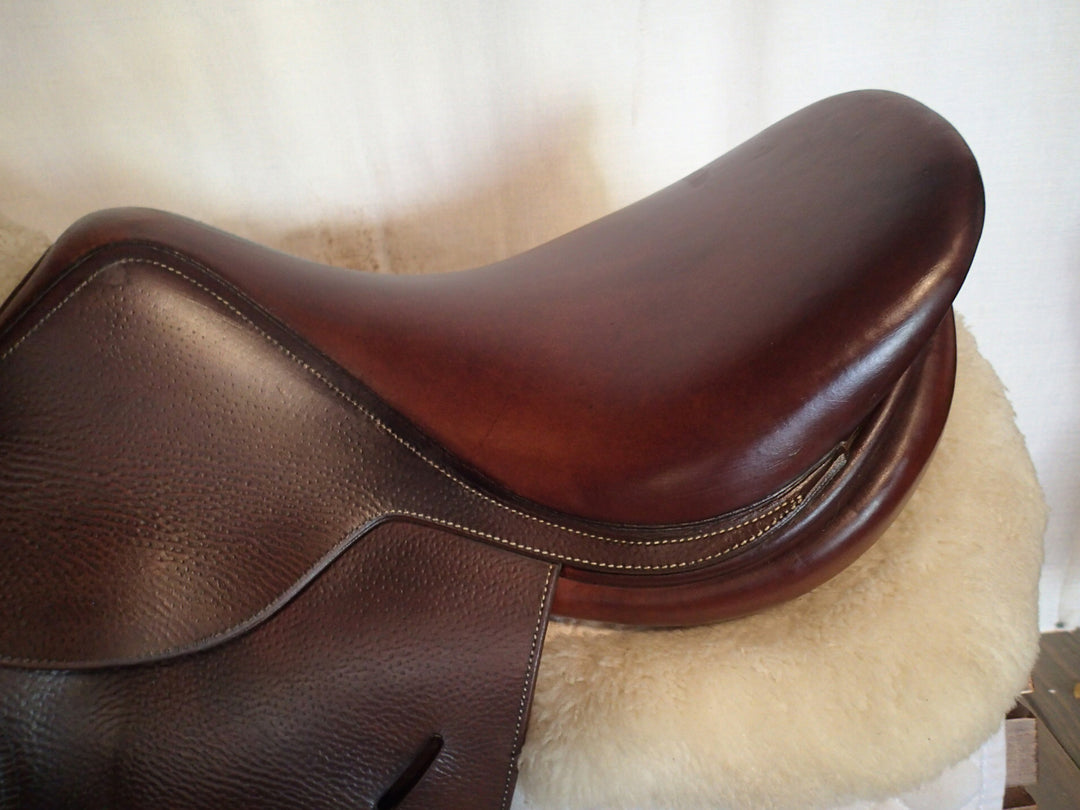 16" Butet Saddle - 2008 - L Seat - 1.5 Flaps - 4.25" dot to dot