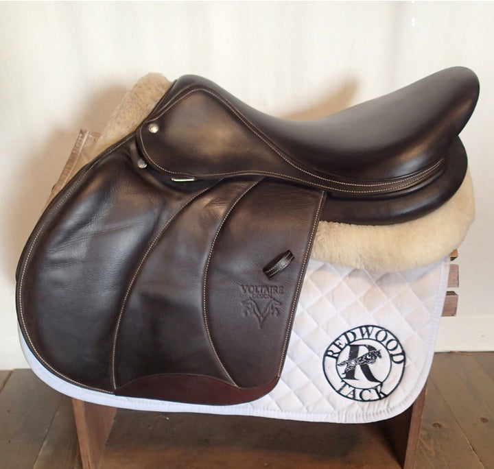 18.5" Voltaire Stuttgart Saddle - Full Buffalo - 2022 - 4AAR Flaps - 4.75" dot to dot - Pro Panels