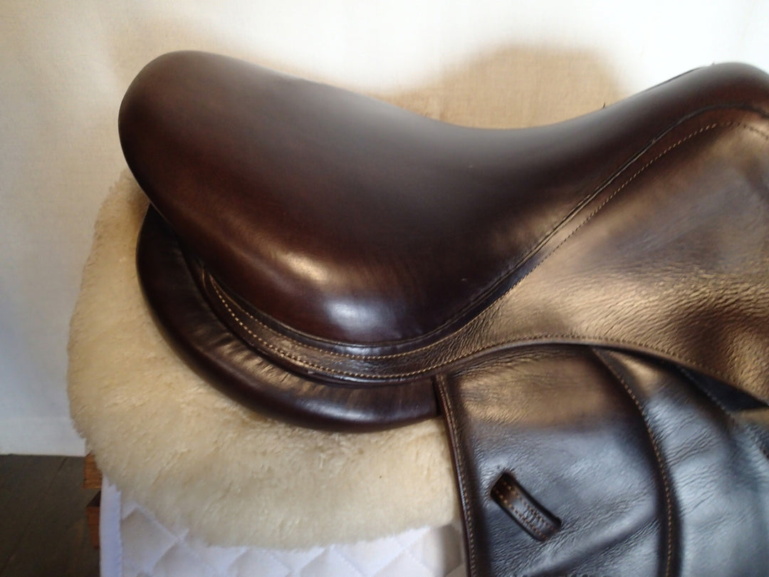 16.5" Voltaire Palm Beach Saddle - Full Buffalo - 2015 - 1A Flaps - 5" dot to dot - Pro Panels