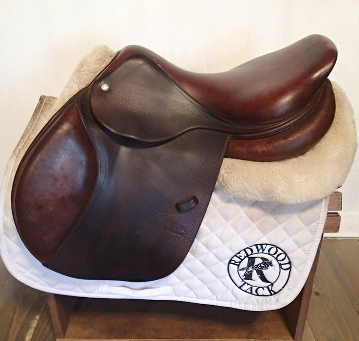 17" CWD Saddle - 2009 - 2L Flaps - SE02 - 4.5" dot to dot (312)