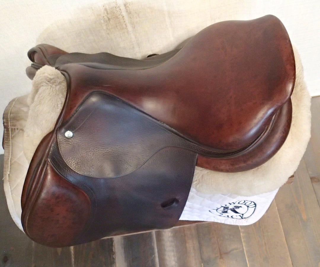 17" CWD Saddle - 2009 - 2L Flaps - SE02 - 4.5" dot to dot (312)