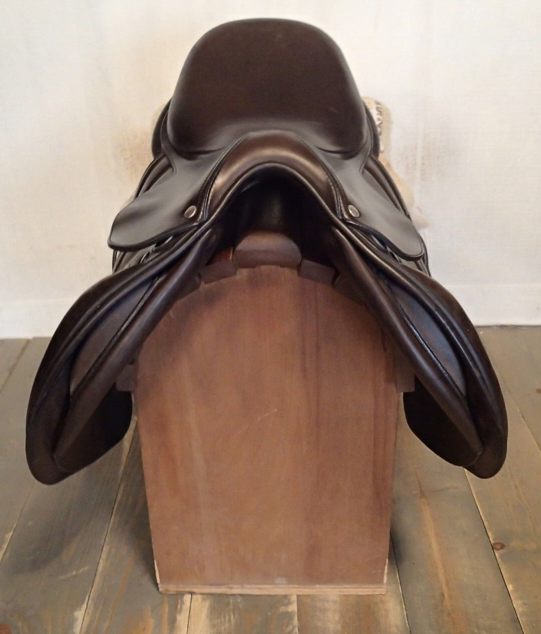 15" Butet Premium Saddle - Full Calfskin - 2021 - L Seat - 0 Flaps - 4.5" dot to dot